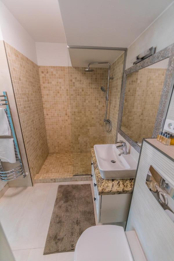 Saphir Stein Residence Apartment 19Th Bukarest Kültér fotó
